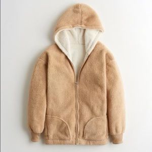 hollister reversible oversized full-zip sherpa hoodie
